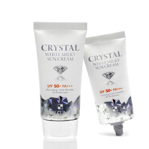 KEM CHỐNG NẮNG CRYSTAL WHITE MILKY SUN CREAM 3W CLINIC